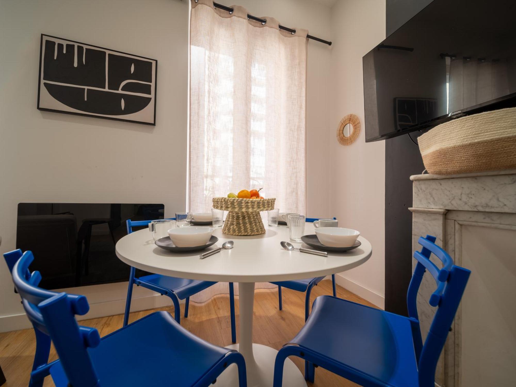 Apartment Equipe 3 Chambresterrasse Du Port *